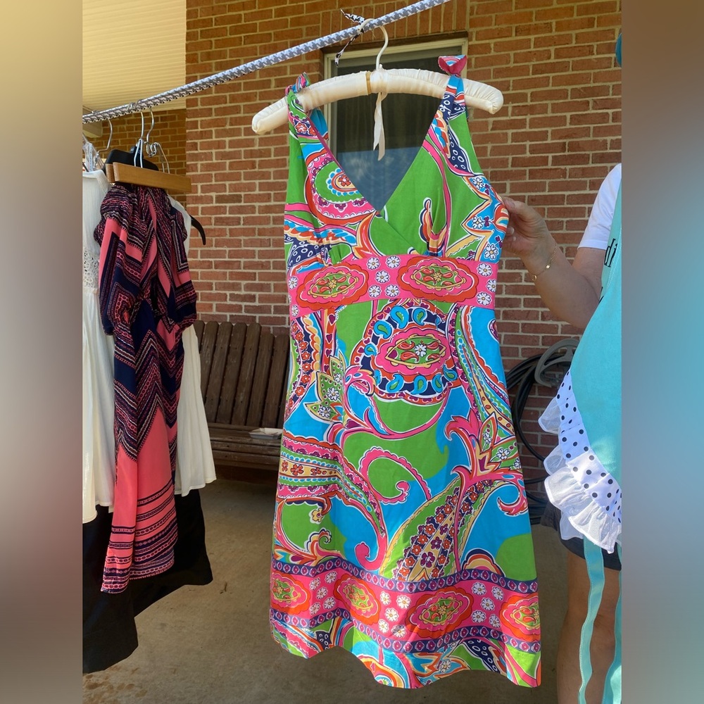 Lilly Pulitzer dress, size 4, shoulder ties